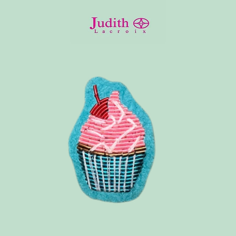 Brooch-Cupcake