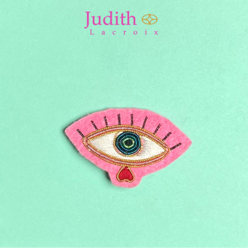 Brooch- Pink eye