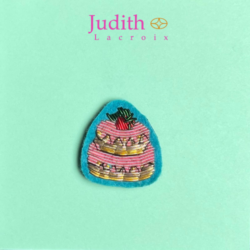 Brooch- Cake