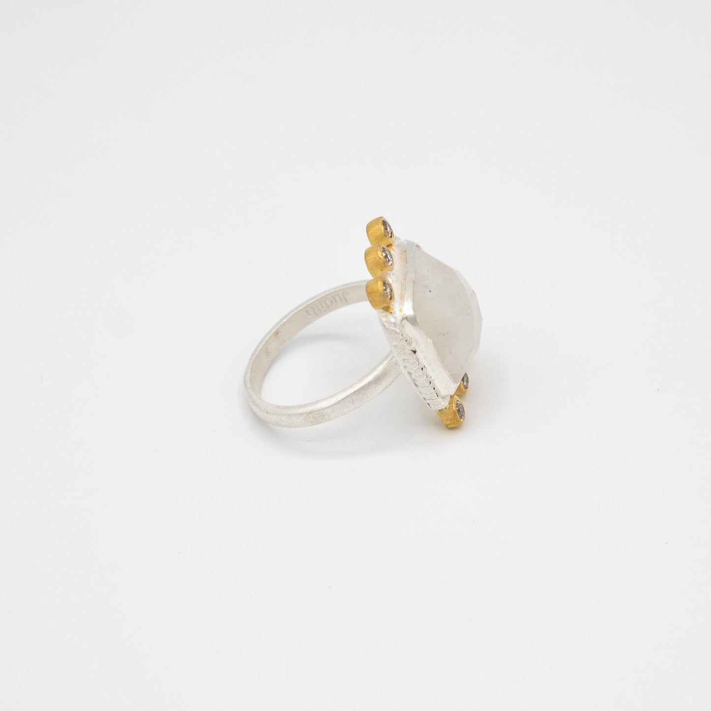 bague or vermeil pierre semi précieuse pierre de lune zirconias bijoux femme joaillerie bijouterie paris créateurs