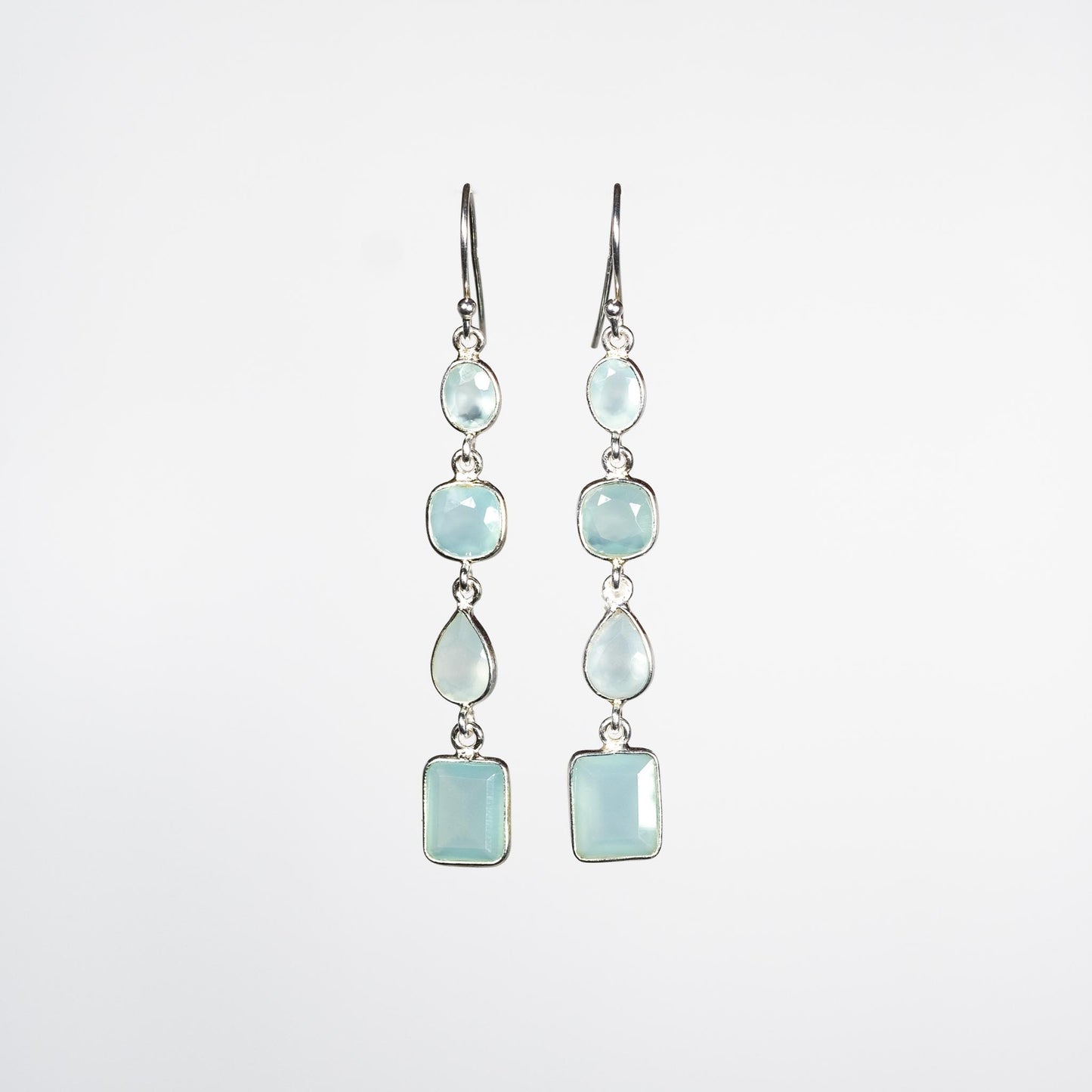 boucles d'oreilles argent dormeuse pierre semi précieuse calcédoine joaillerie création bijouterie paris bijoux femme