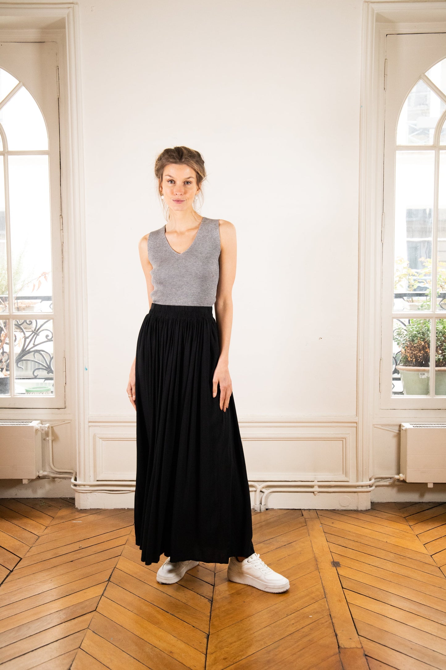 BLACK ELSA SKIRT
