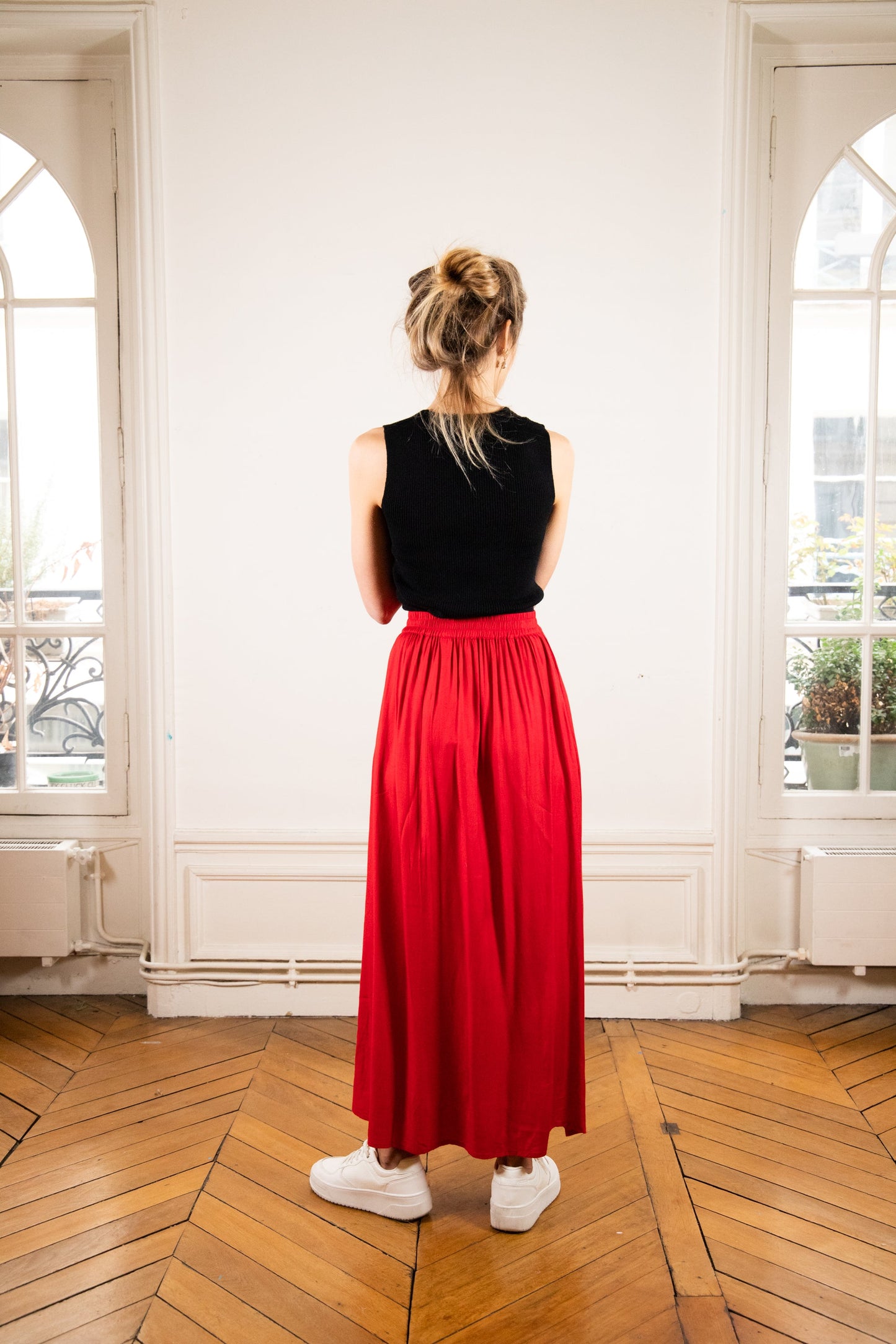 BLACK ELSA SKIRT