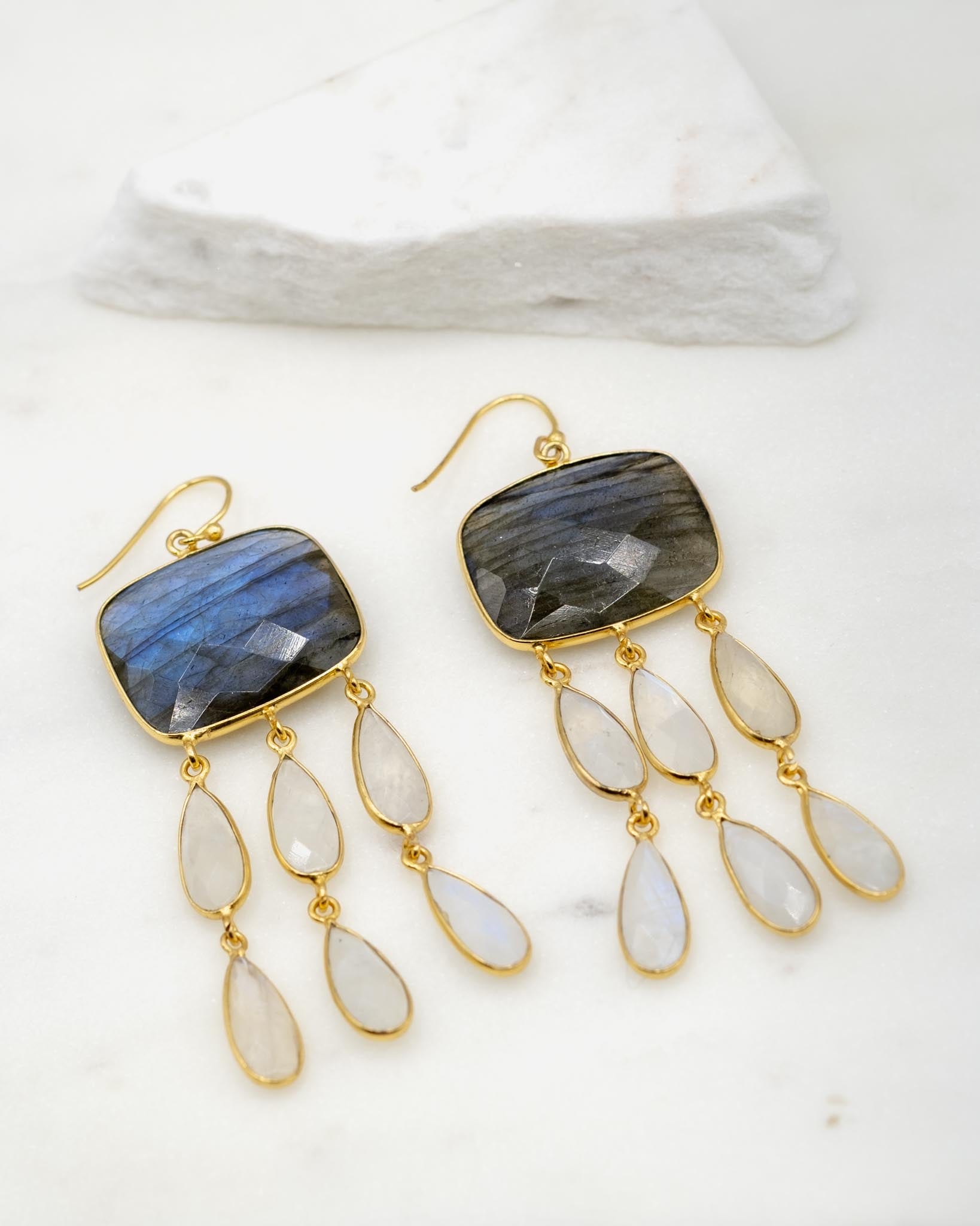 boucles d'oreilles or vermeil dormeuse pierre semi précieuse labradorite pierre de lune joaillerie création bijouterie paris bijoux femme