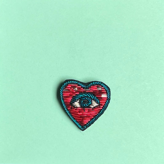 Brooch - Heart eye