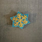 broche brodée main hand embroidered pin