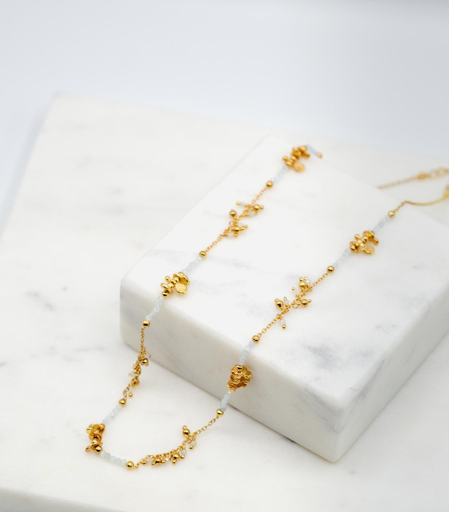 collier or vermeil pierre semi précieuse pierre de lune joaillerie création bijouterie paris bijoux femme